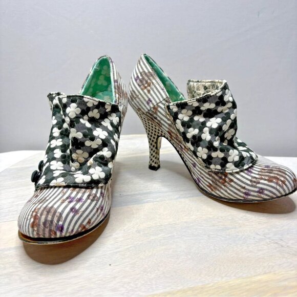 Irregular Choice Heels. Size 6.5 Black/ White/ Flowers - Picture 2 of 8